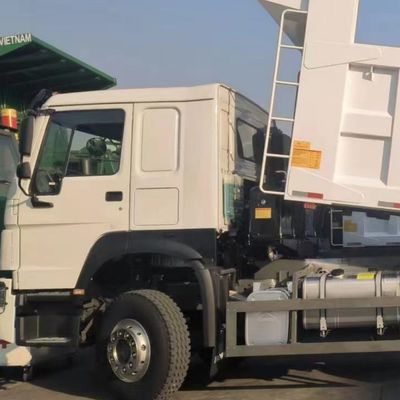 comprar 10 rodas Capacidade 25-30 toneladas HOWO 6X4 camião de descarga camião de combustível 300L 5600X2300X1500 Pneus 7.00r16 6+1 Pneus sobressalentes personalizáveis Direção esquerda e direita online manufacture