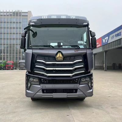 Bom preço. Carrinho de trator de fila dupla Howo Sinotruk 6x4 610hp 10 rodas de segunda mão on-line