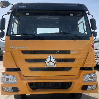 Bom preço. 10m3 Sinotruk caminhão 6x4 diesel 40 toneladas articulado caminhão 10 pneus on-line