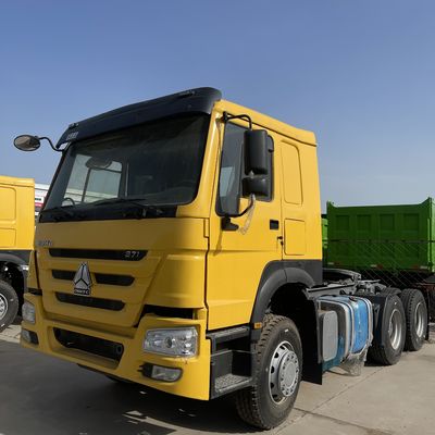 Bom preço. SINOTRUCK 371 375 HP HOWO caminhão tractor com cabeça WEICHAI e torque máximo on-line