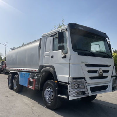 Bom preço. 6x4 15000L caminhão-tanque LHD/RHD 12.00R20 Personalizavel com 3 conjuntos de válvulas submarinas on-line
