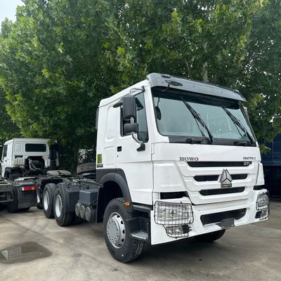 Bom preço. SINOTRUK HOWO SEMI TRAILER TRACTOR CABEÇA DE TRUCK COM AR CONDIÇÃO 60-70 TONAS 371HP 380HP 400HP 420HP WEICHAI E SINOTRUCK MOTOR on-line