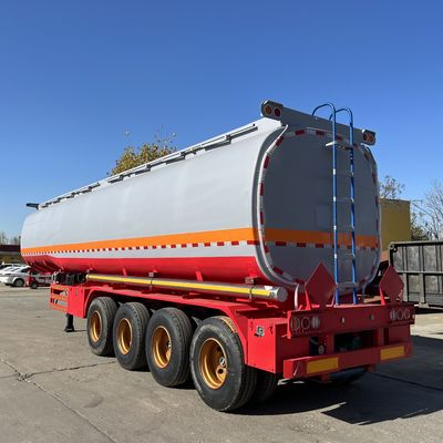 Bom preço. Remolque de tanque de óleo quente personalizável com 50 toneladas de carga útil máxima Dimensões 11800*2500*3700mm Suspensão mecânica on-line